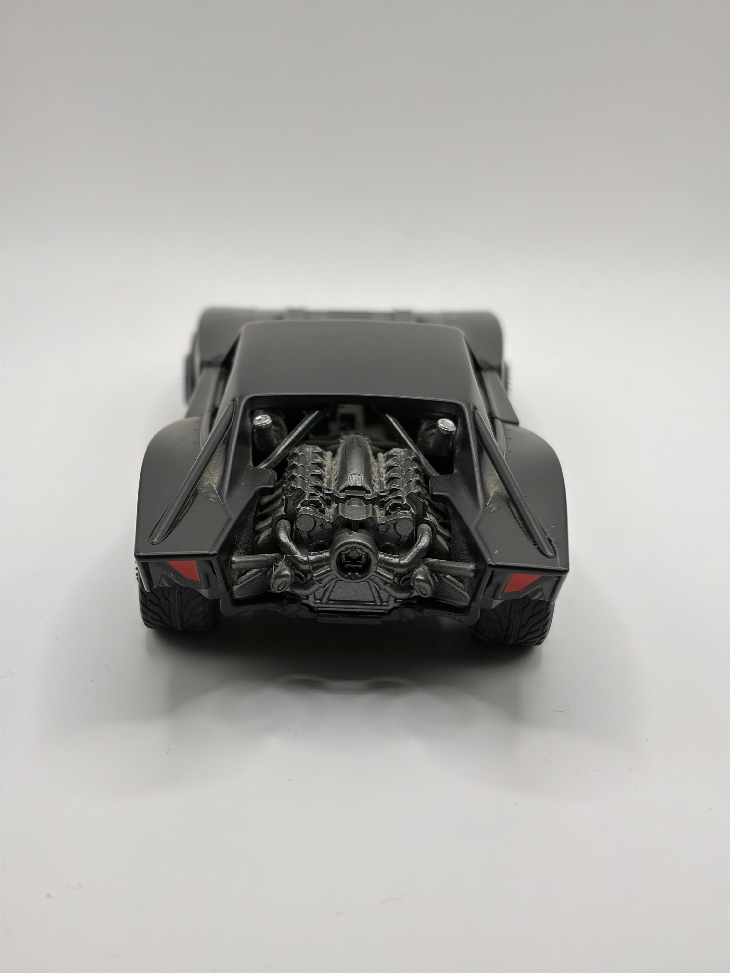 The Batman (2022) Muscle Car Batmobile Die-Cast Model | DC Comics Collector's Car UK