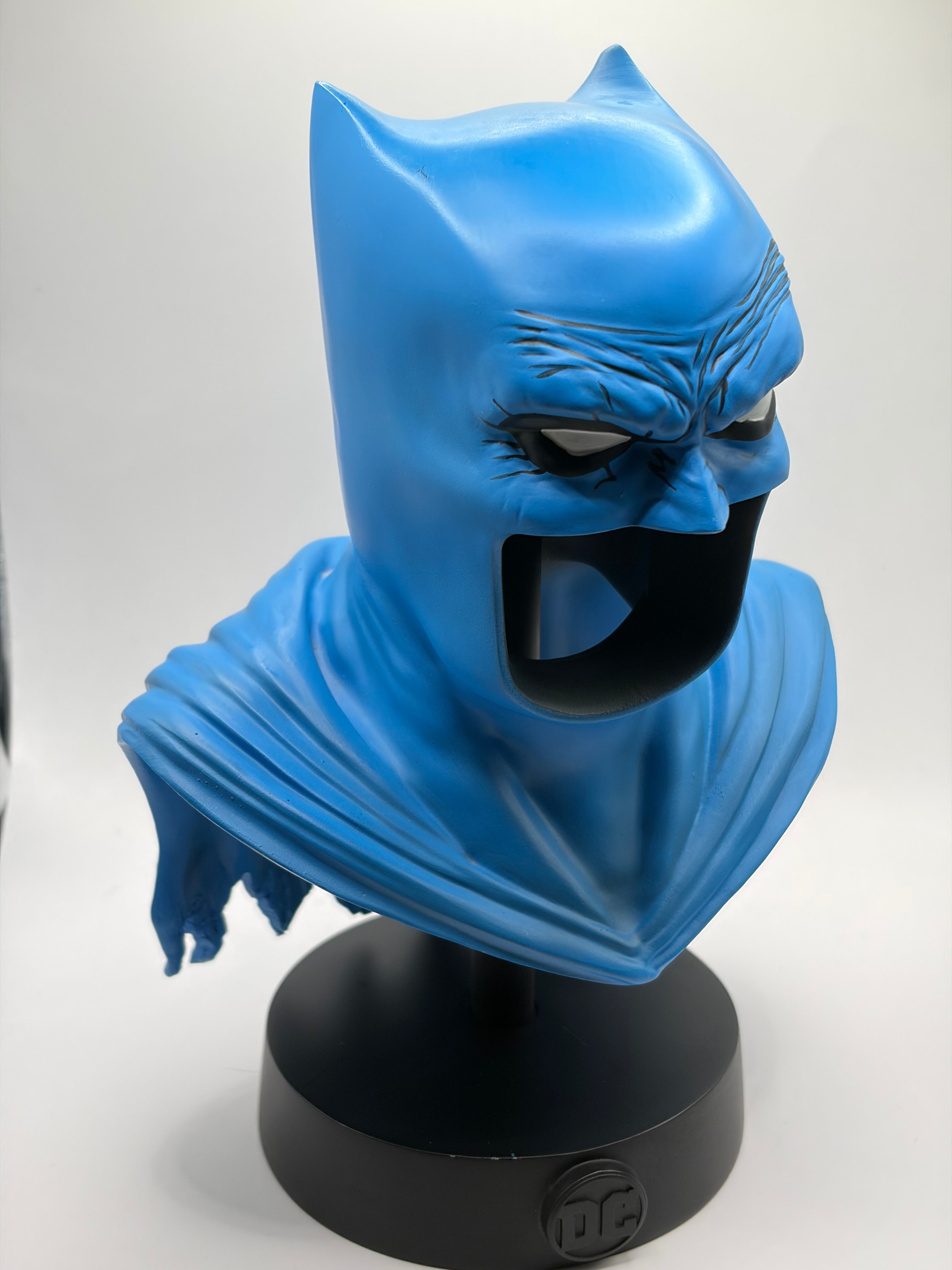 Classic Blue Cowl Batman Desktop Bust Statue | 90s DC Comics Collector's Display UK