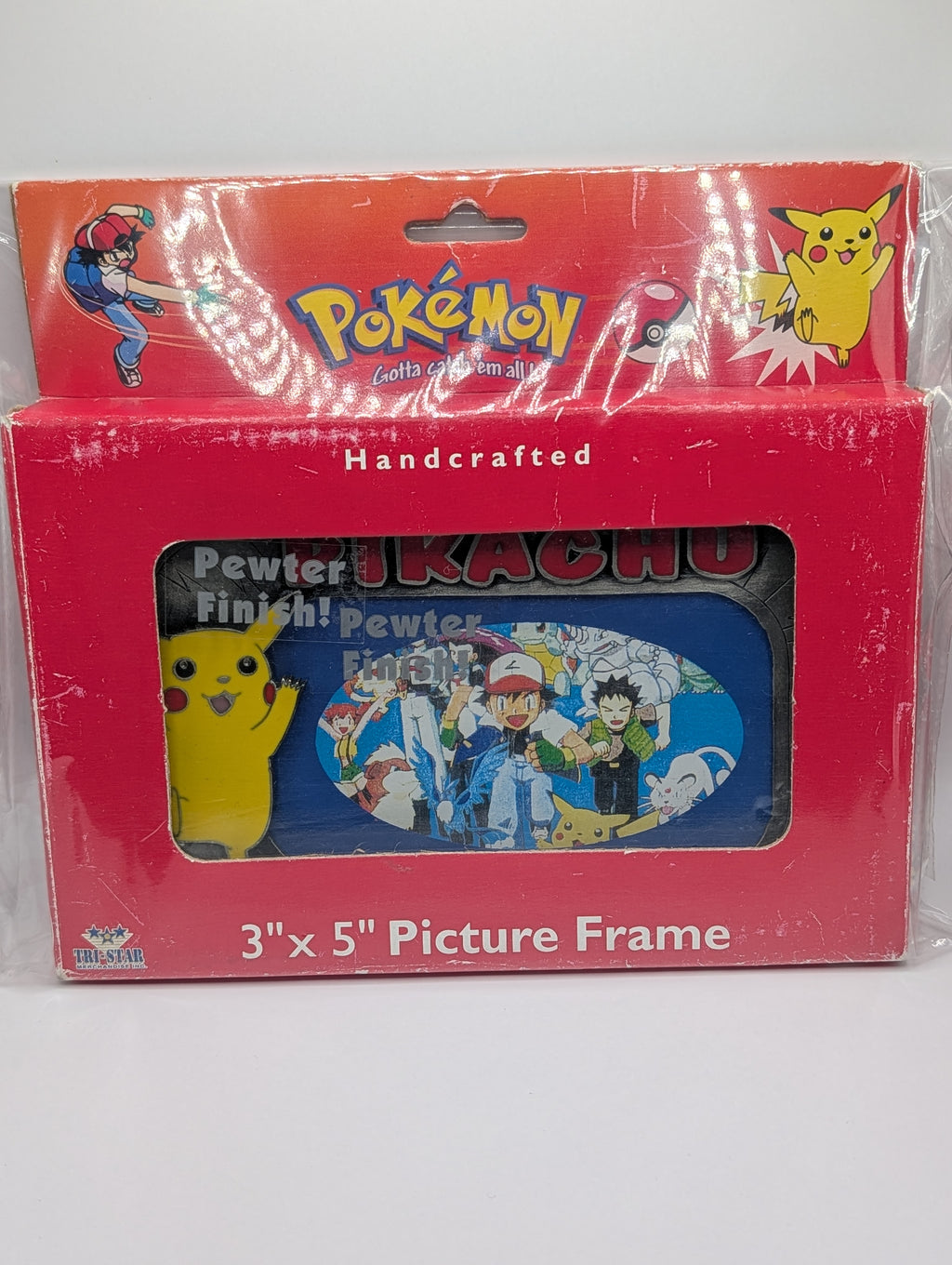 Pokémon picture frame with Pikachu on a red background